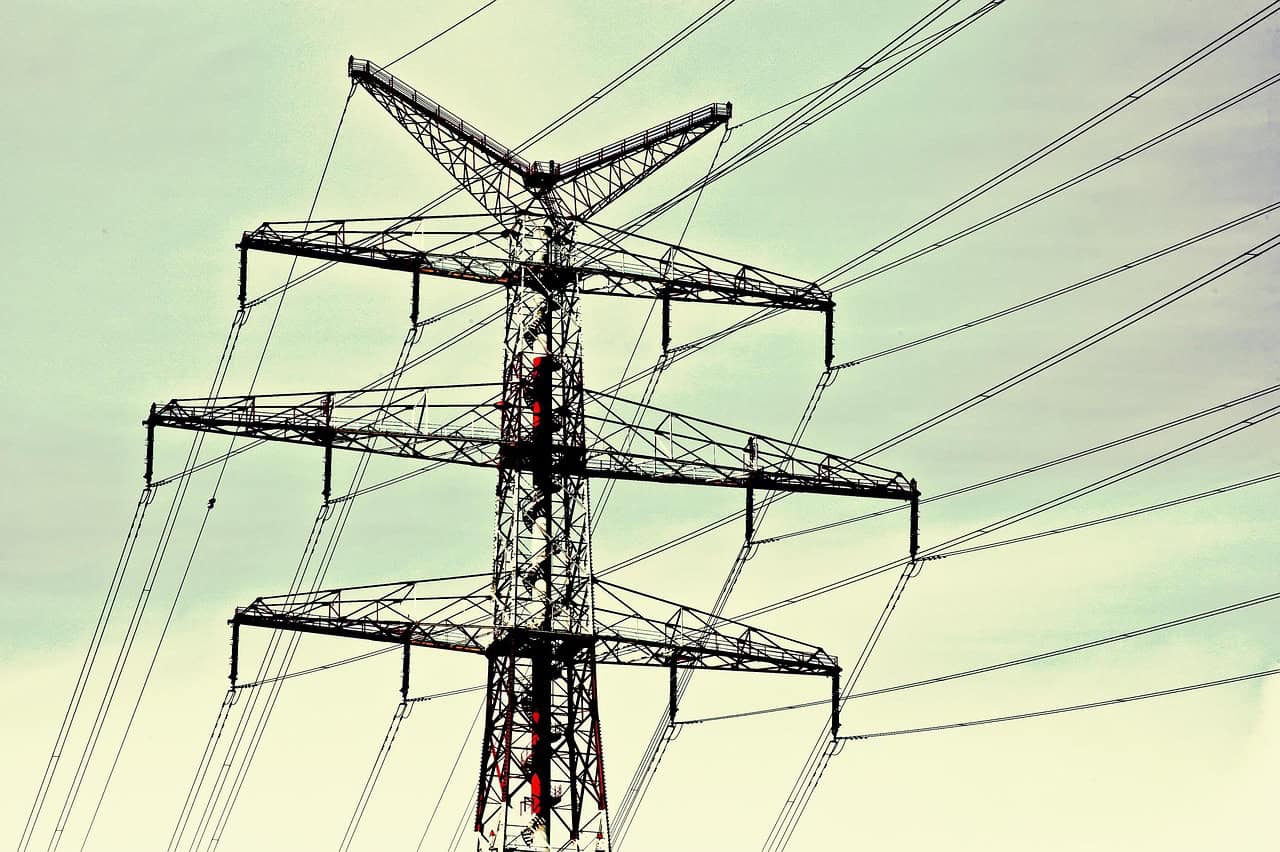 FERC issues orders to accelerate AI data center grid connections