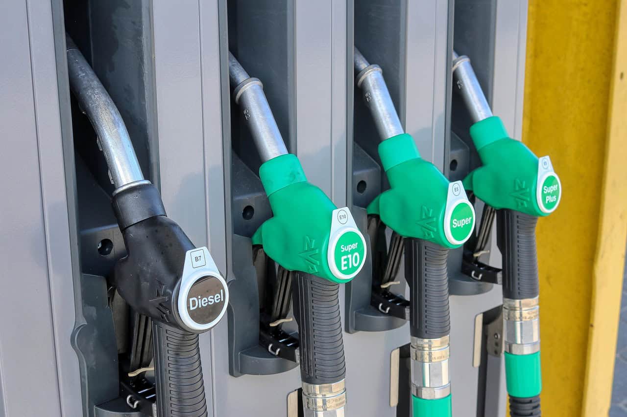 US energy chief opposes diesel export ban, citing price risks